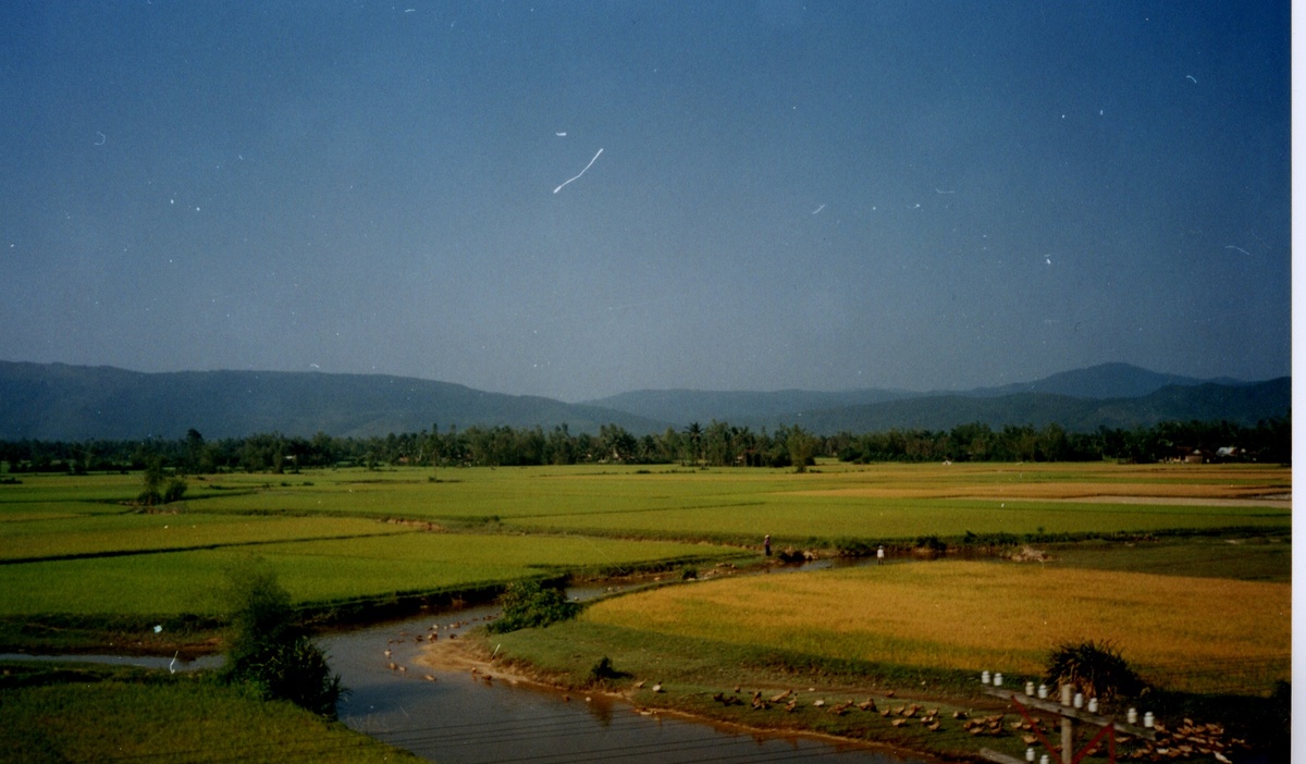 Picture Vietnam 1996-03 108 - Night Vietnam