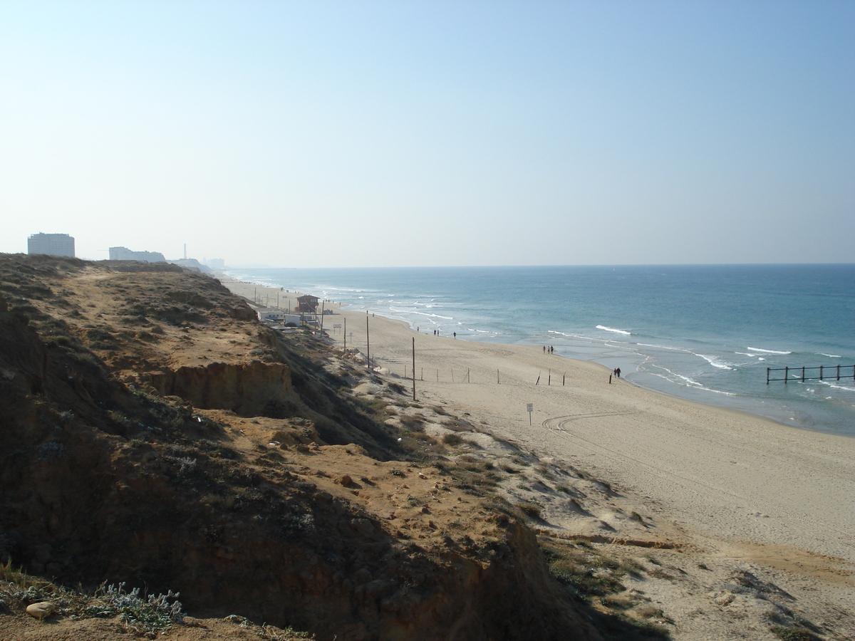 Picture Israel Herzliya 2006-12 8 - Lakes Herzliya