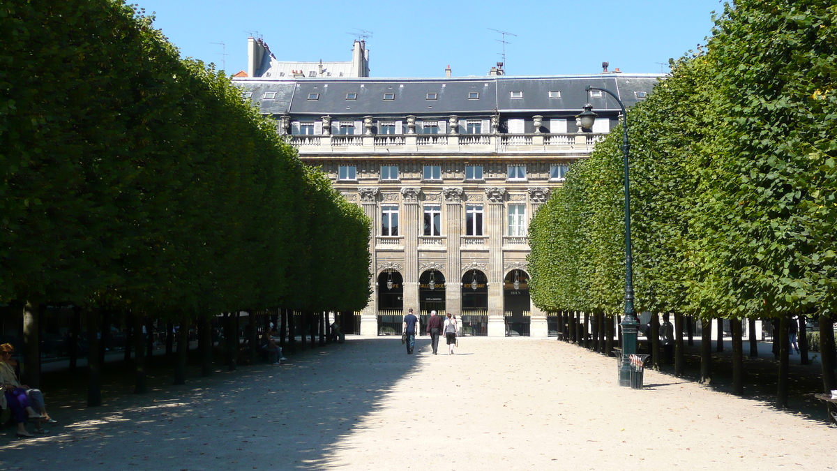 Picture France Paris Palais Royal 2007-08 95 - Sunset Palais Royal