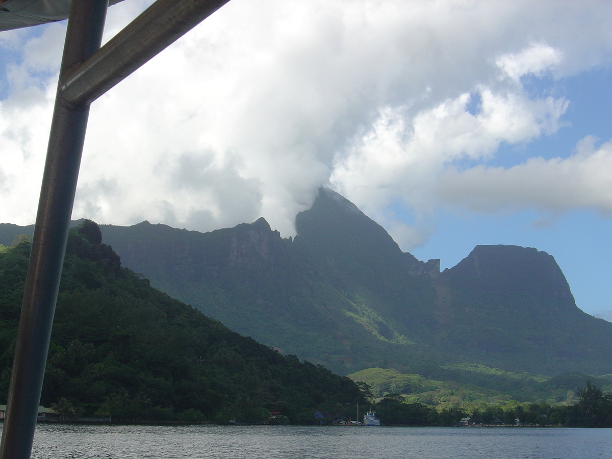 Picture Polynesia Moorea 2006-04 73 - Weather Moorea