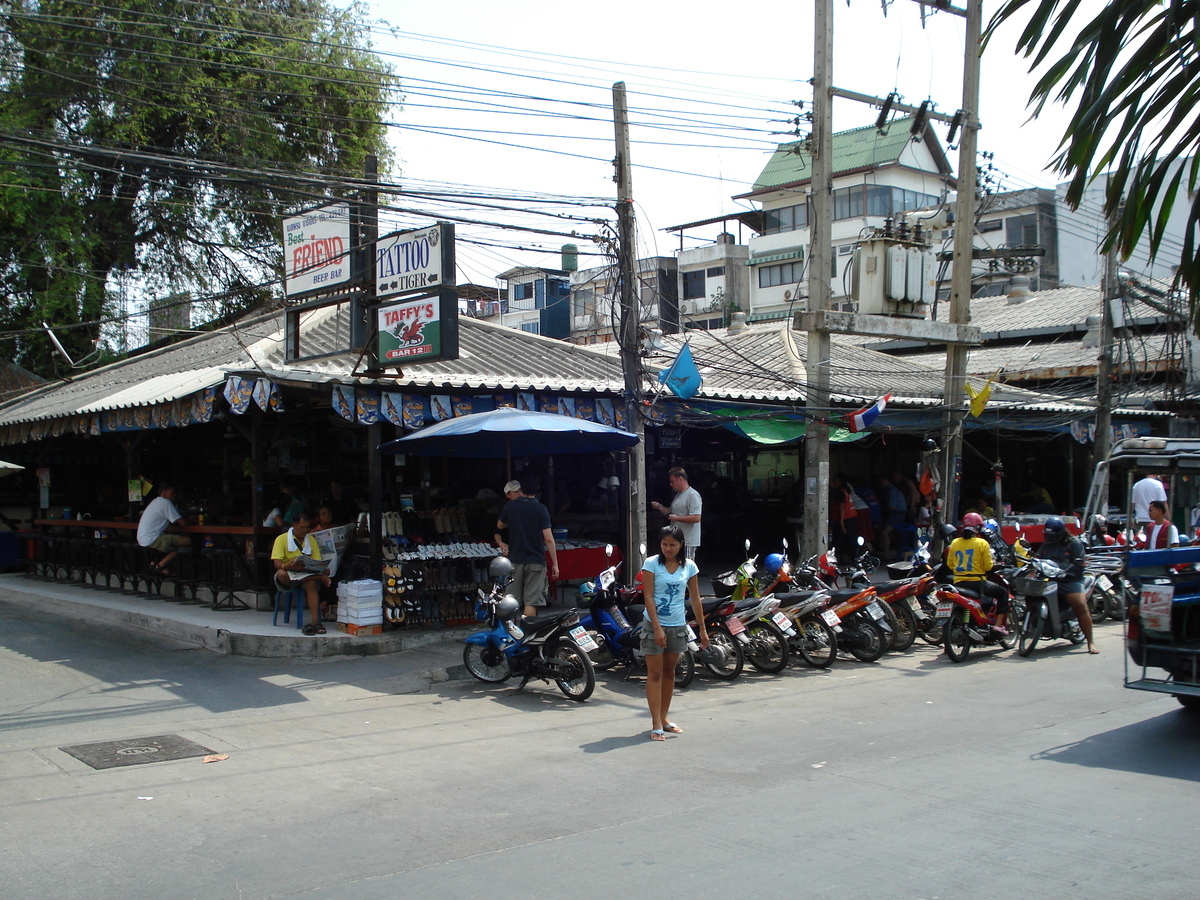 Picture Thailand Pattaya Beach 2007-02 45 - Restaurant Pattaya Beach