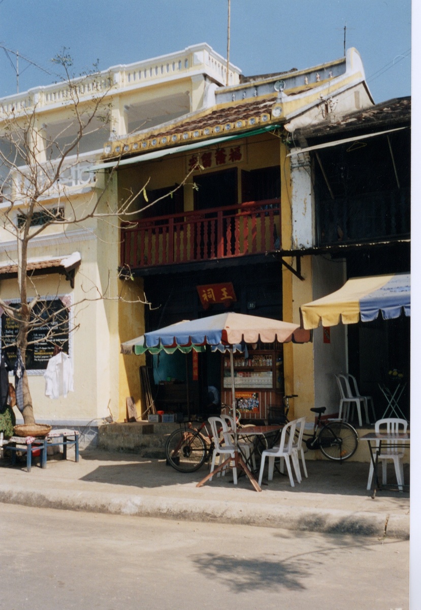 Picture Vietnam 1996-03 1 - Street Vietnam