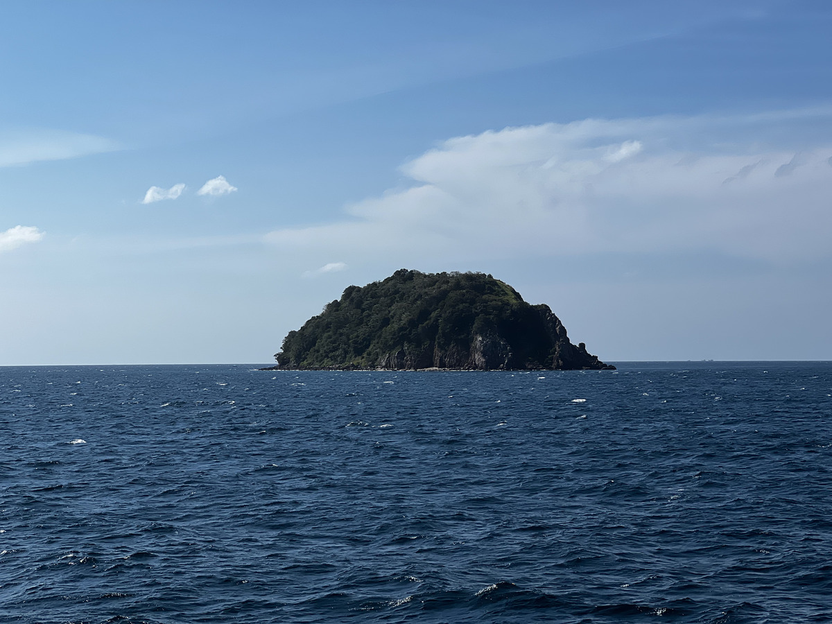 Picture Thailand Phuket to Ko Phi Phi Ferry 2021-12 29 - Sunset Phuket to Ko Phi Phi Ferry