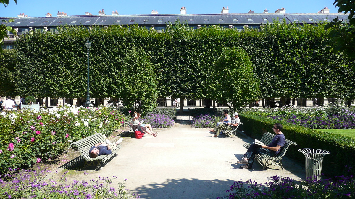 Picture France Paris Palais Royal 2007-08 107 - Savings Palais Royal