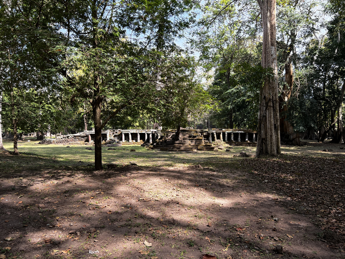 Picture Cambodia Siem Reap Angkor Thom 2023-01 28 - Restaurants Angkor Thom