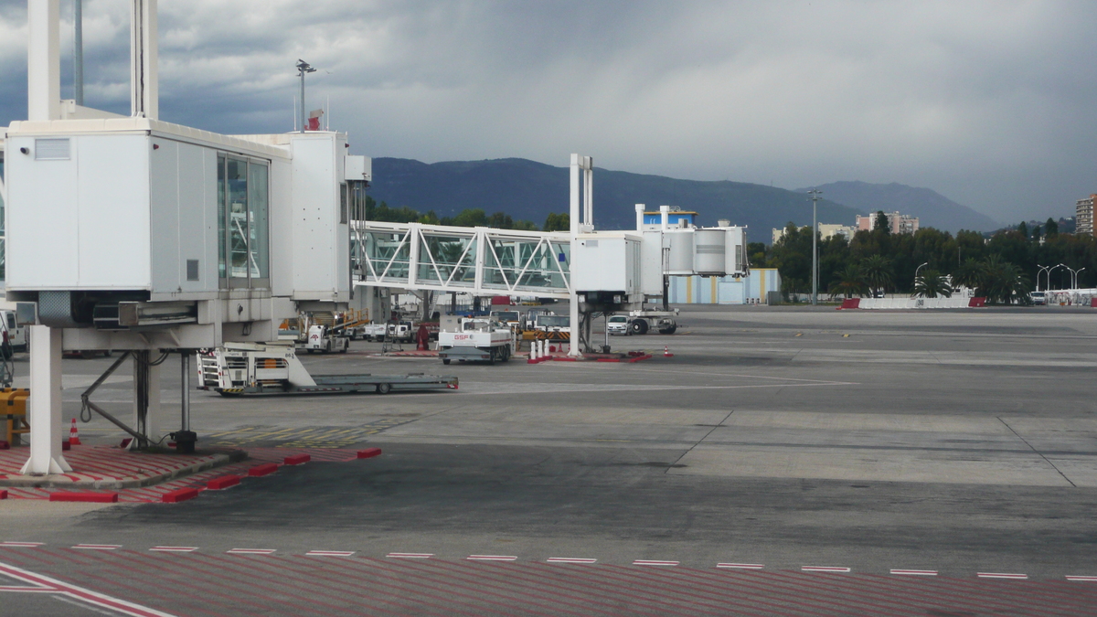 Picture France Nice Airport 2007-07 0 - Rain Season Nice Airport