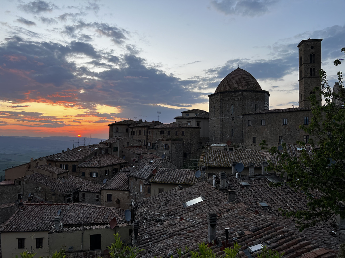 Picture Italy Volterra 2022-05 67 - Saving Volterra