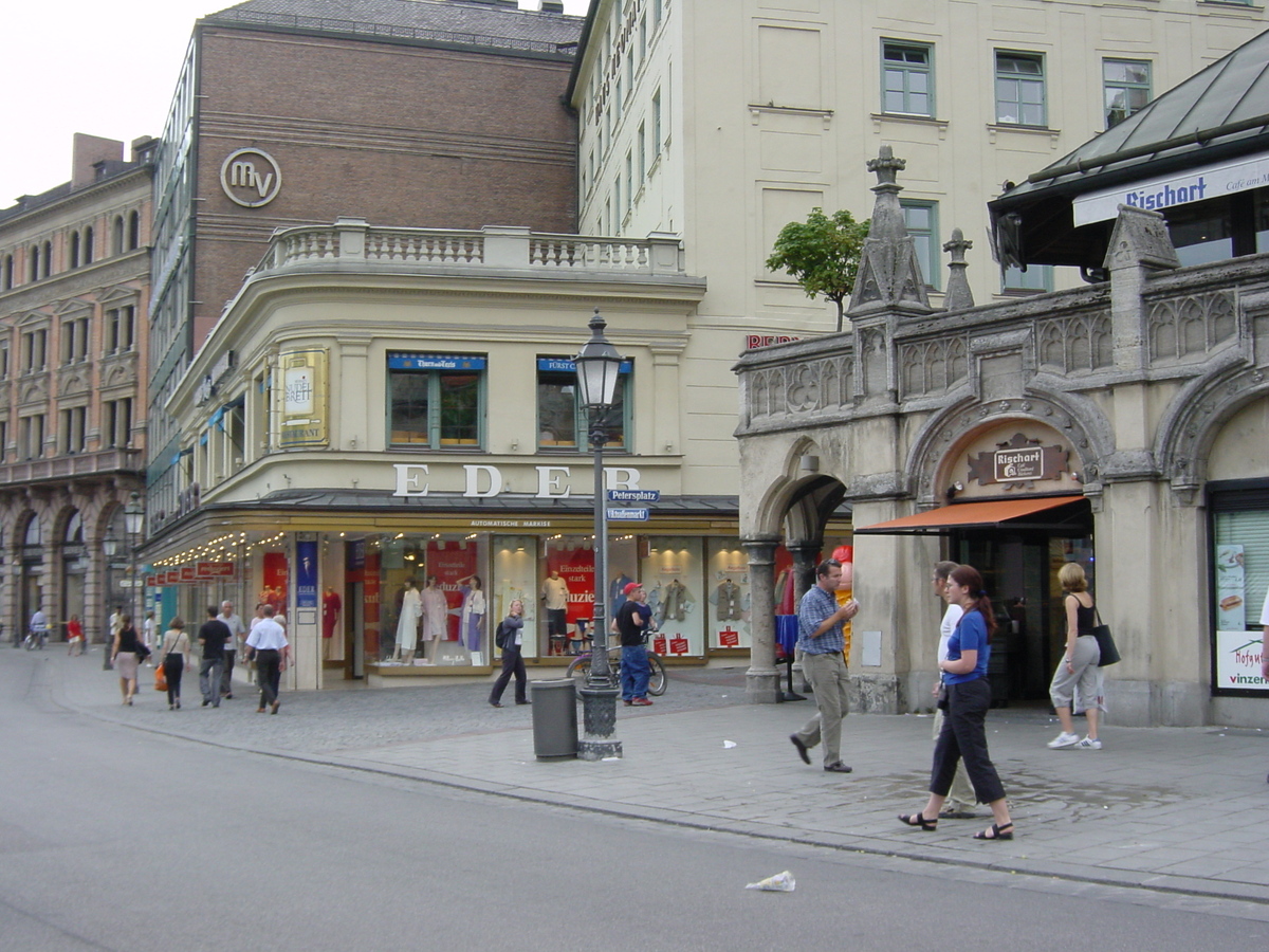 Picture Germany Munich 2001-07 39 - Street Munich