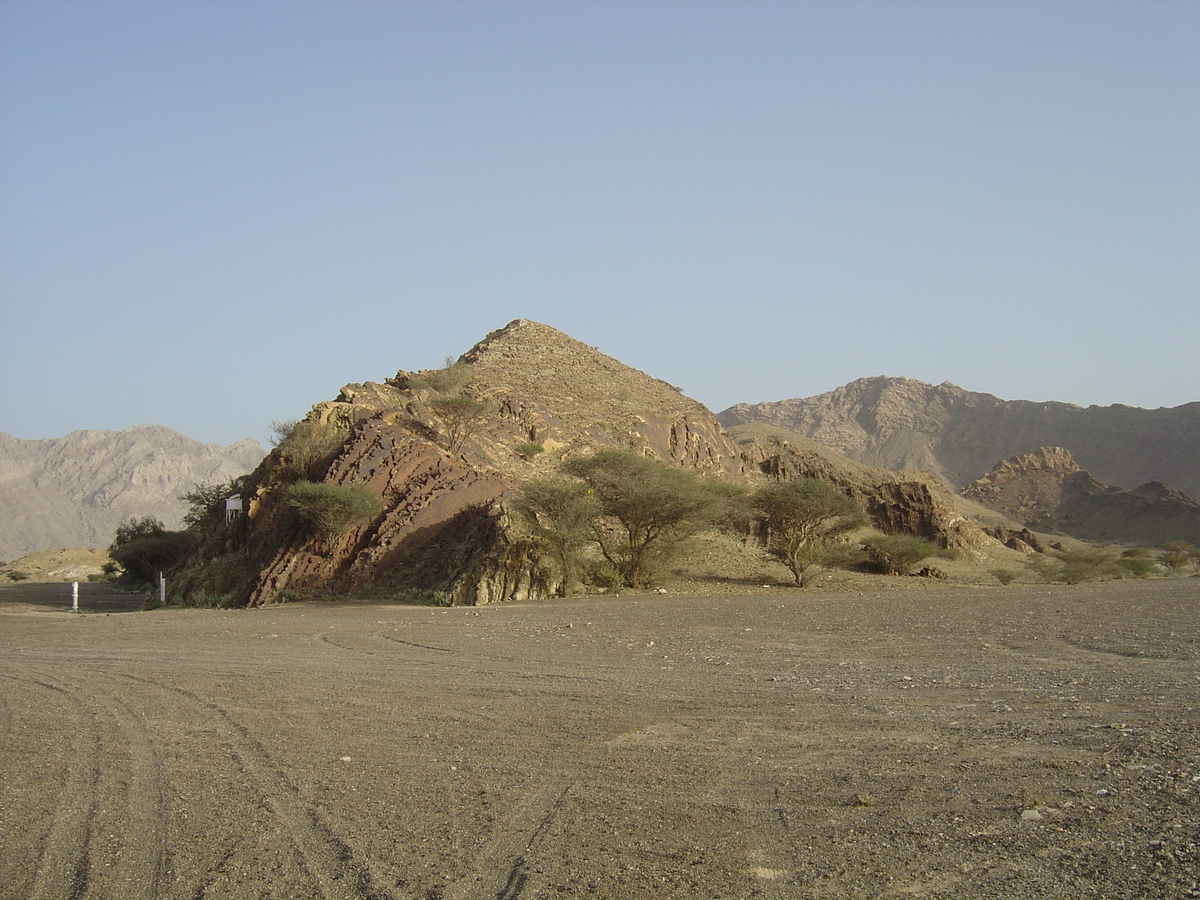 Picture Sultanate of Oman Buraimi to Mahada road 2005-03 12 - Saving Buraimi to Mahada road