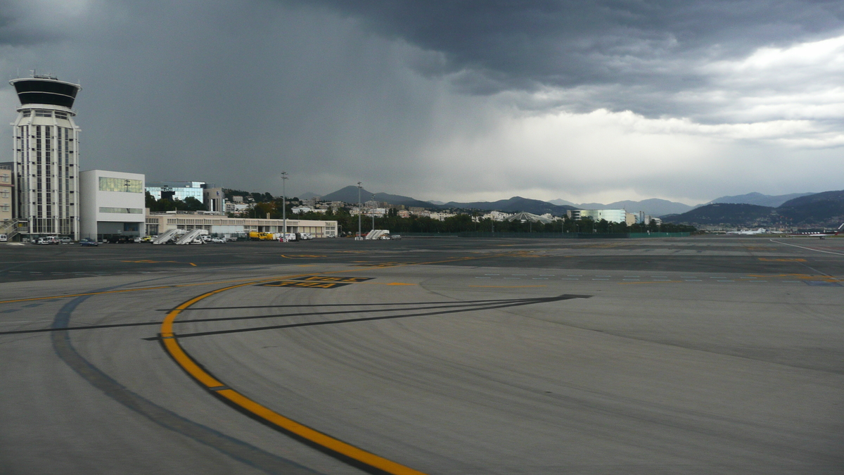 Picture France Nice Airport 2007-07 27 - Spring Nice Airport