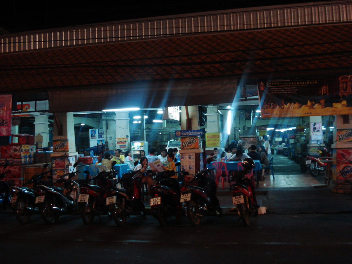 Picture Thailand Phitsanulok Puttabucha 2008-01 3 - Transport Puttabucha