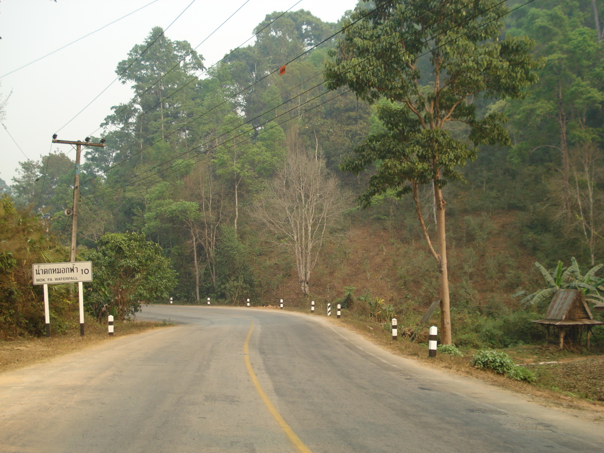 Picture Thailand Chiang Mai to Pai road 2007-02 51 - Monuments Chiang Mai to Pai road