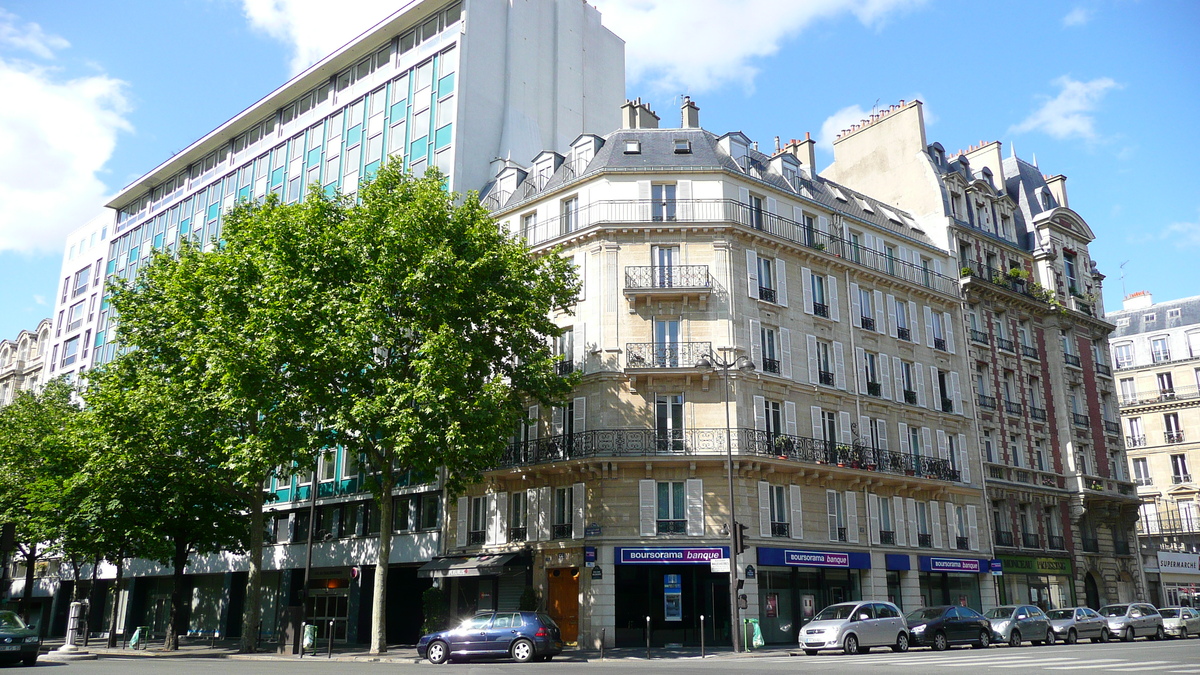 Picture France Paris 17th Arrondissement Rue Jouffroy d'Abbans 2007-05 46 - Rain Season Rue Jouffroy d'Abbans