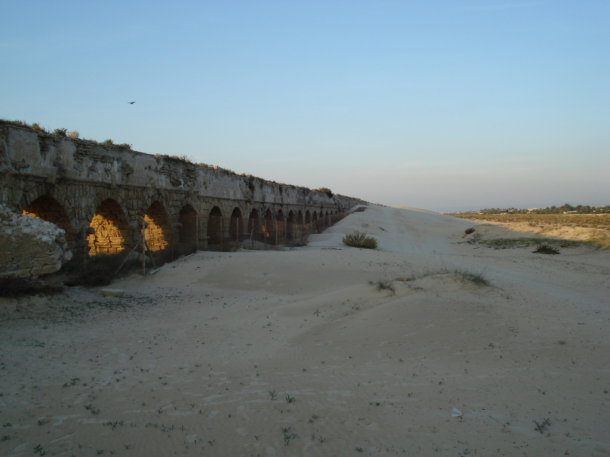 Picture Israel Caesarea 2006-12 77 - Lake Caesarea