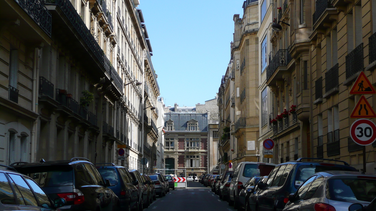 Picture France Paris 17th Arrondissement Rue Jouffroy d'Abbans 2007-05 4 - Accomodation Rue Jouffroy d'Abbans