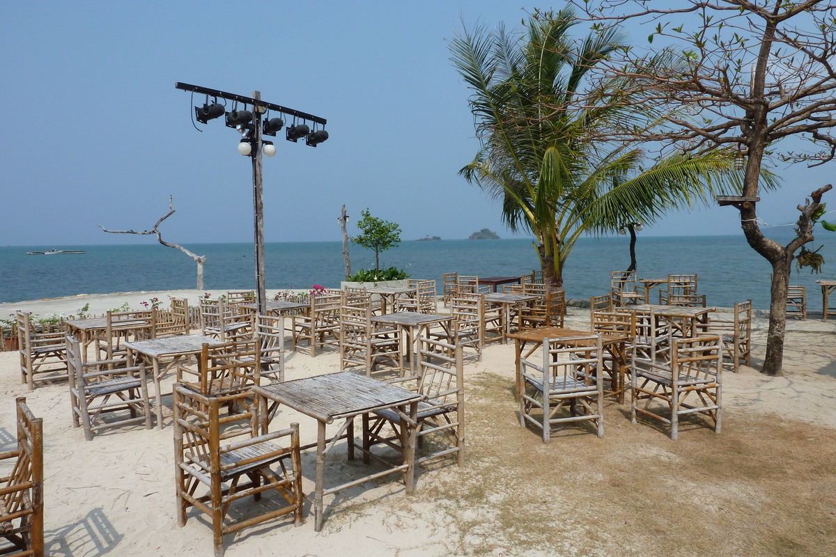 Picture Thailand Ko Chang Klong Prao beach 2011-02 106 - Street Klong Prao beach