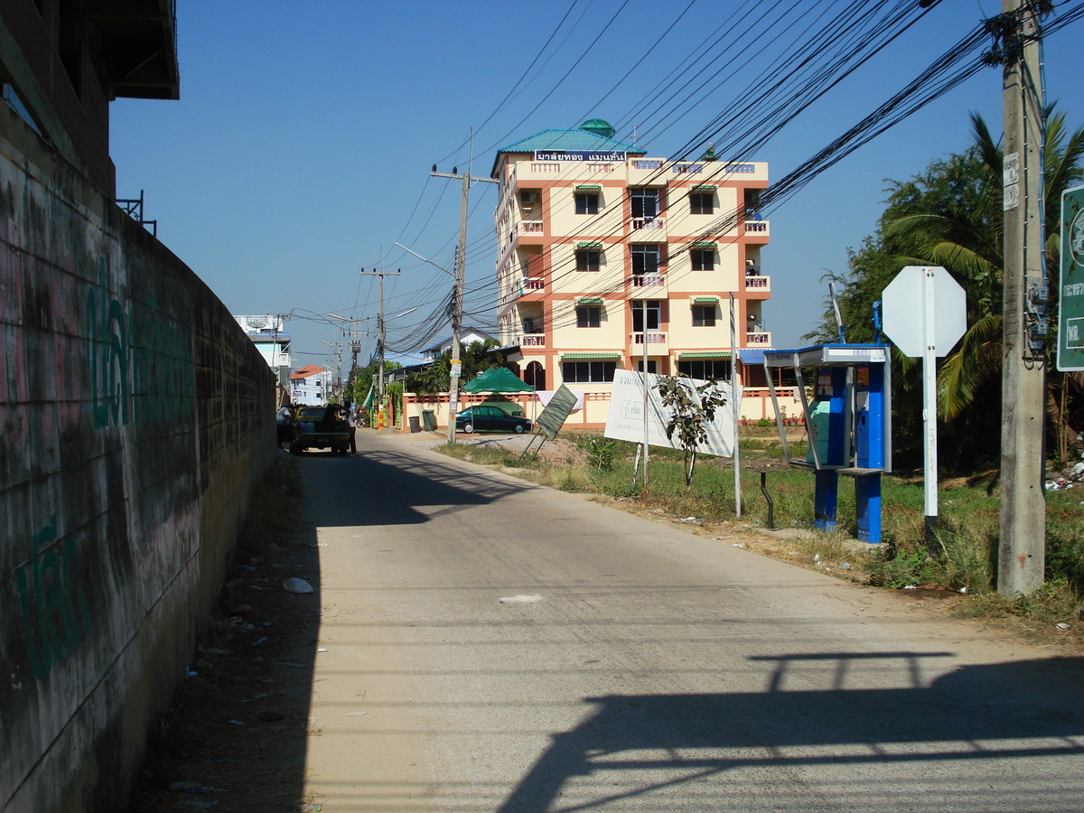 Picture Thailand Phitsanulok Singhawat Road 2008-01 18 - Hotel Singhawat Road