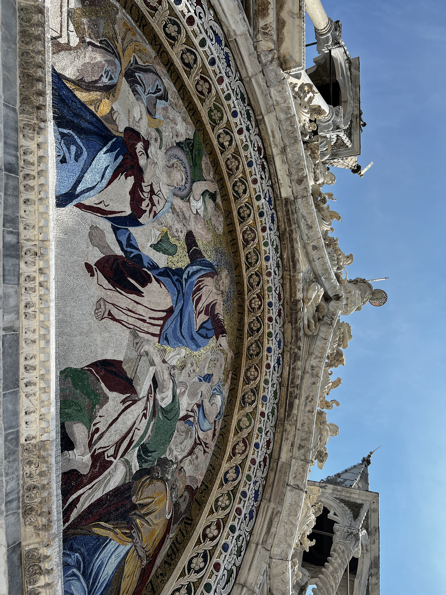 Picture Italy Venice Saint Mark's Basilica 2022-05 29 - To see Saint Mark's Basilica