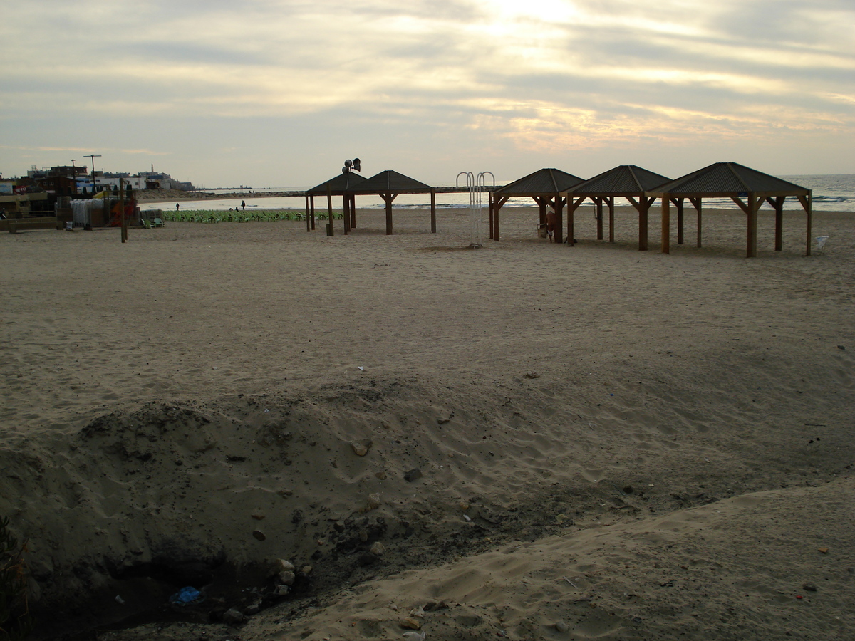 Picture Israel Tel Aviv Tel Aviv Sea Shore 2006-12 208 - Weather Tel Aviv Sea Shore