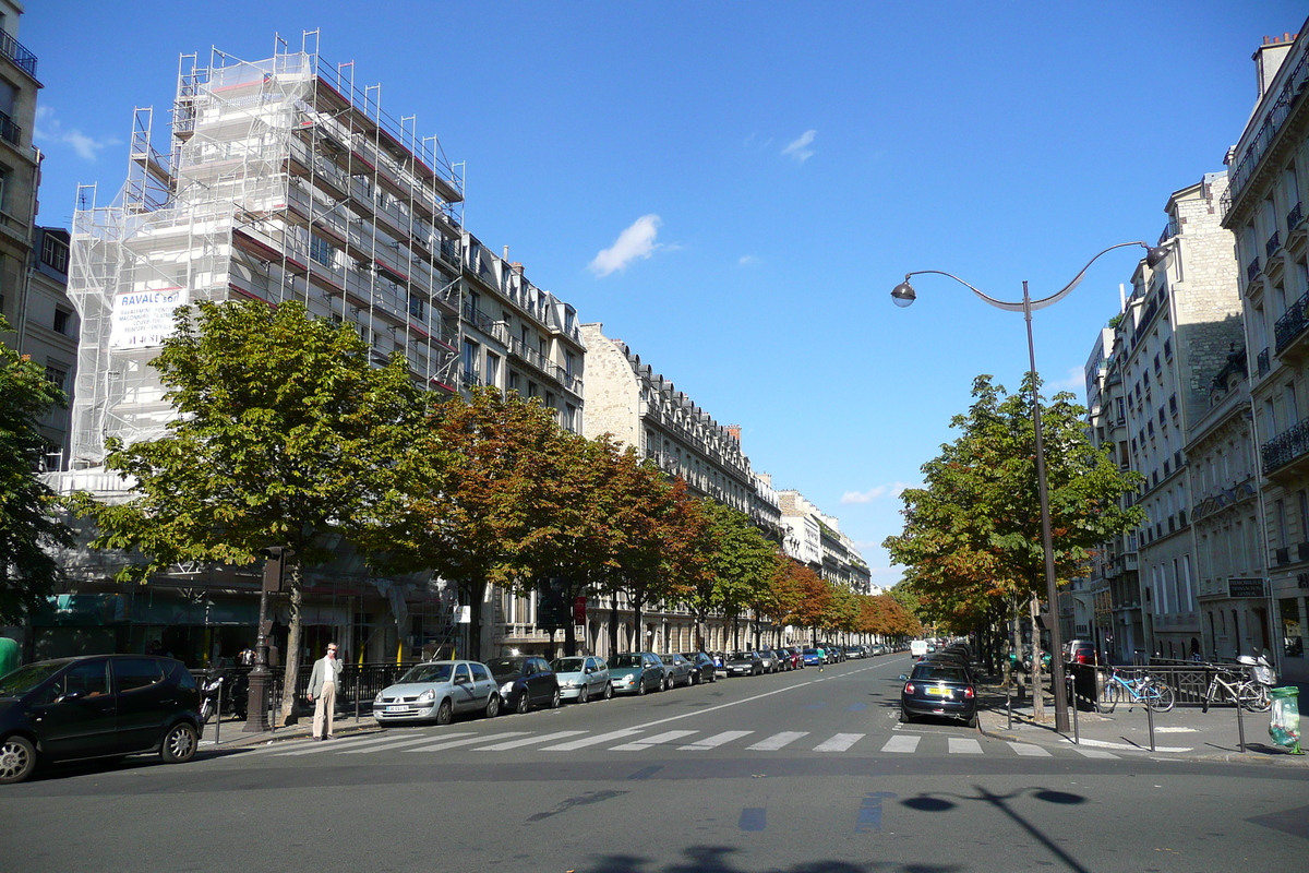 Picture France Paris Avenue Hoche 2007-09 43 - Waterfalls Avenue Hoche