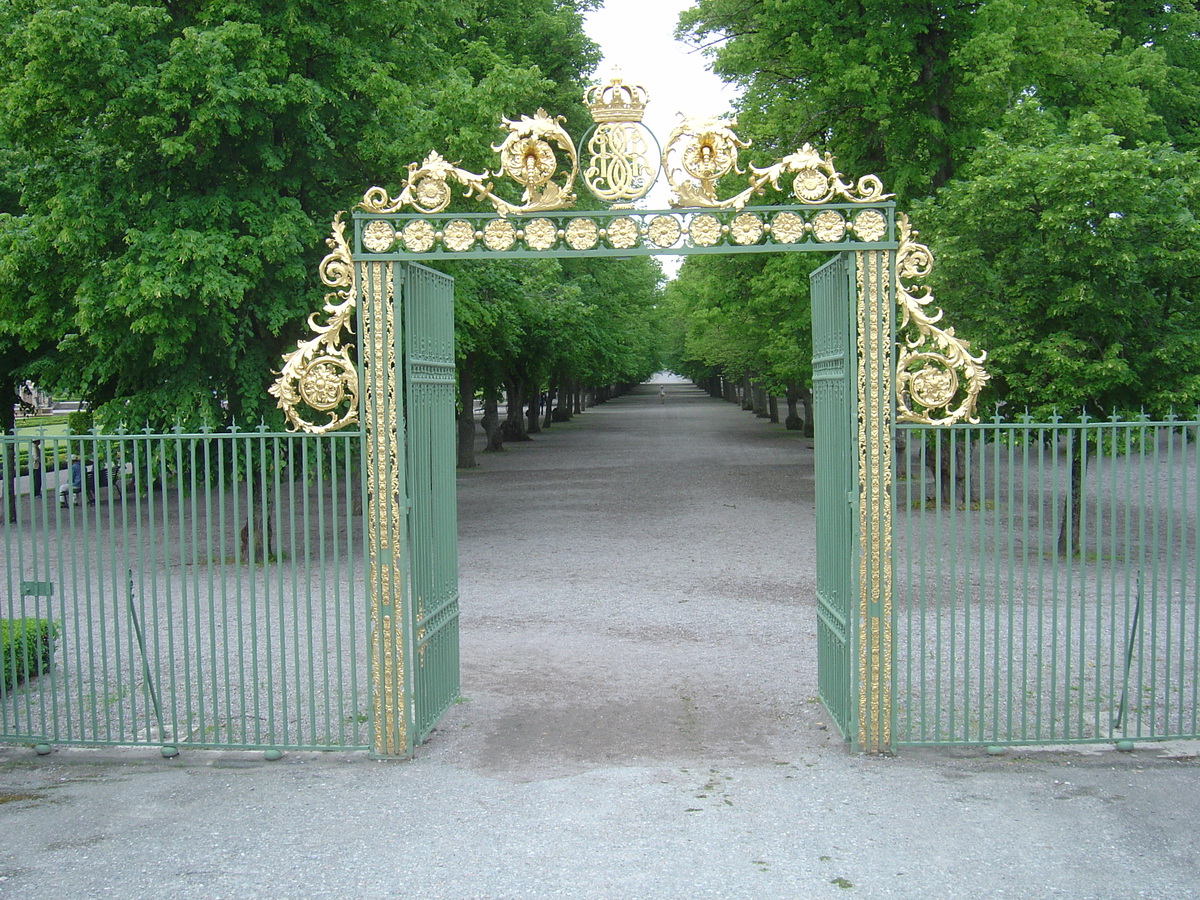 Picture Sweden Drottningholm 2005-06 16 - Restaurants Drottningholm