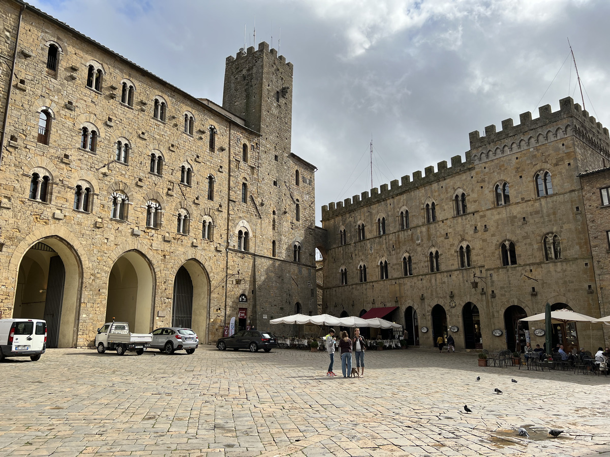 Picture Italy Volterra 2021-09 163 - City View Volterra