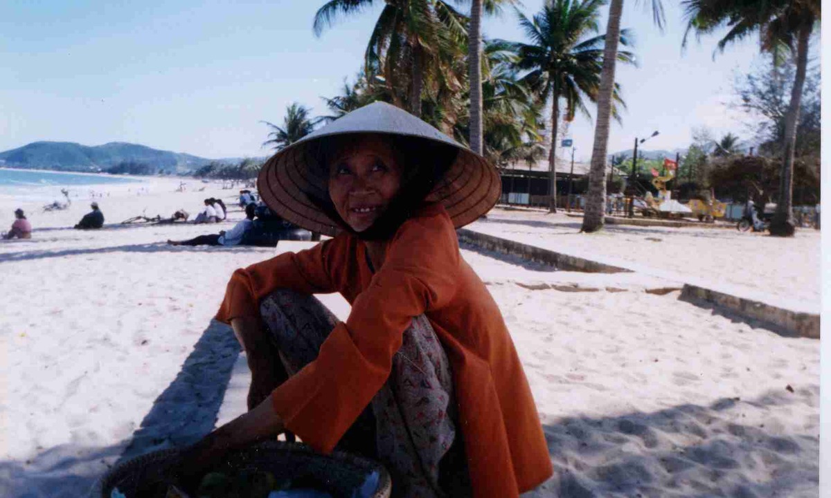 Picture Vietnam Na Trang 1995-12 18 - Price Na Trang