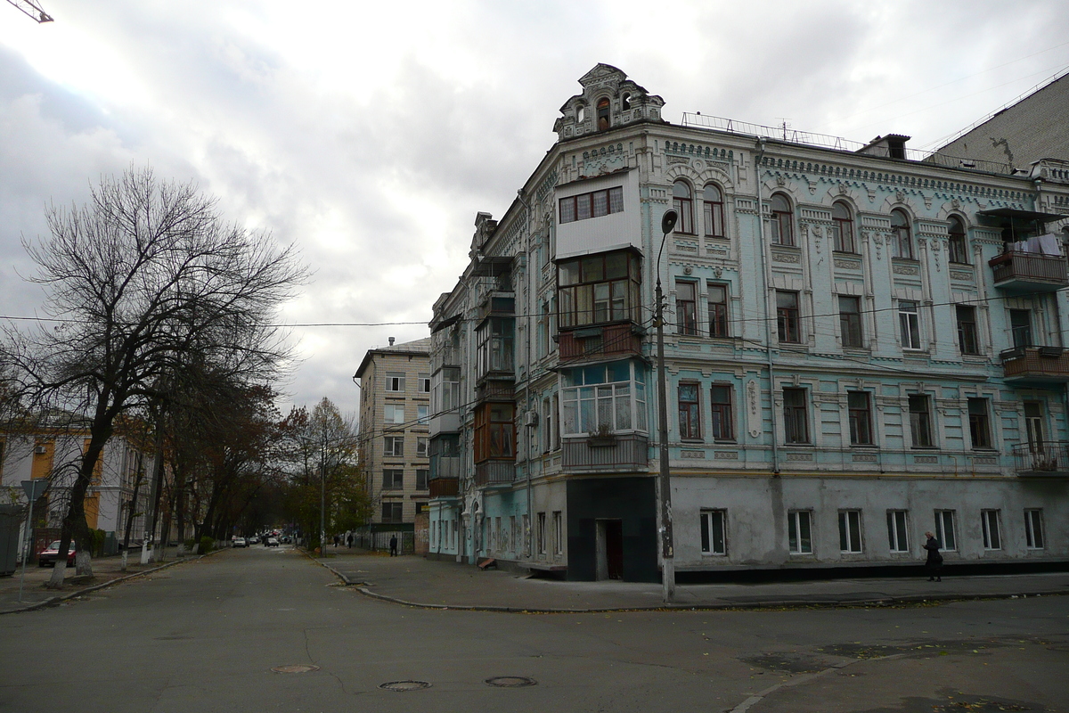 Picture Ukraine Kiev Podil West 2007-11 102 - Lands Podil West