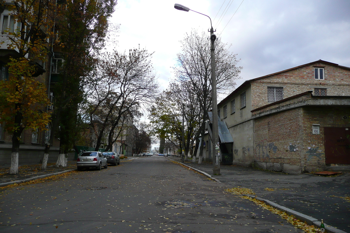 Picture Ukraine Kiev Podil West 2007-11 57 - Rain Season Podil West