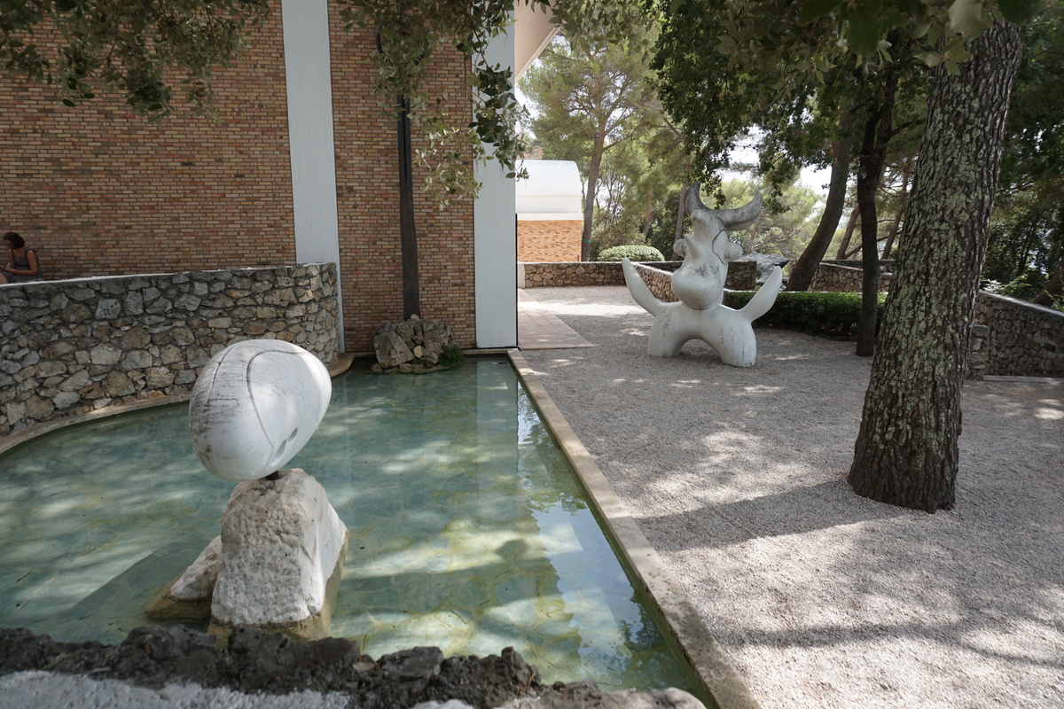 Picture France Saint Paul de Vence Fondation Maeght 2017-08 111 - City View Fondation Maeght