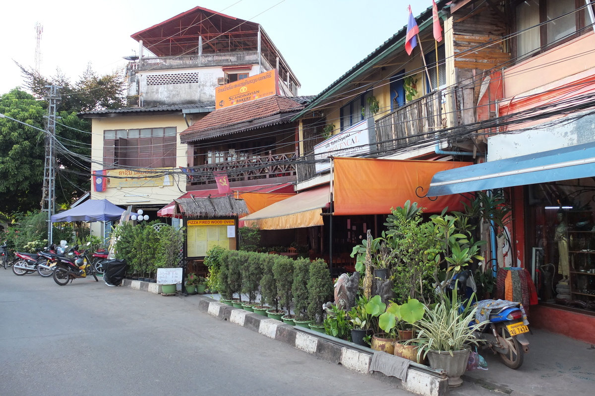 Picture Laos Vientiane 2012-12 265 - Walking Street Vientiane