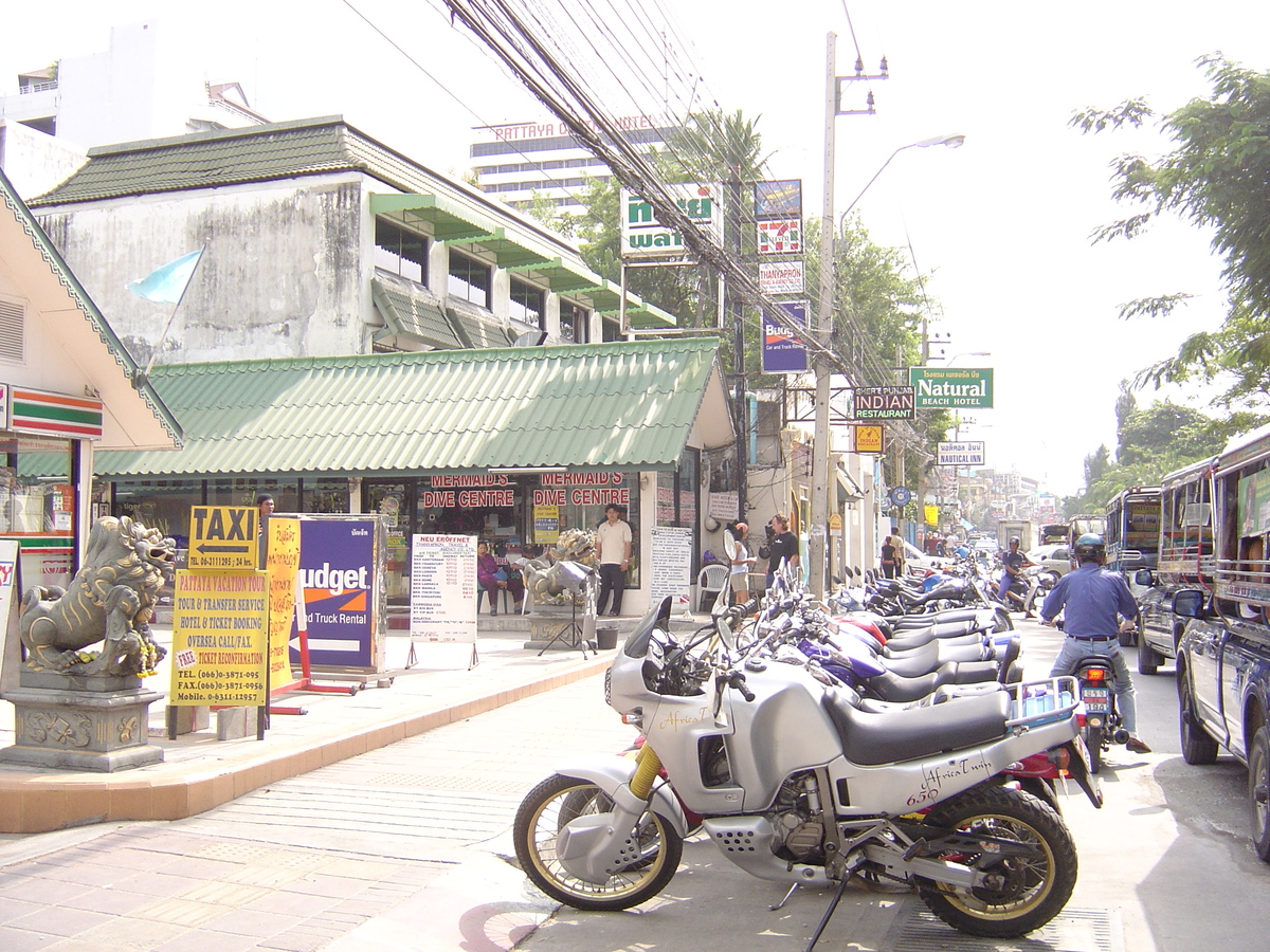 Picture Thailand Pattaya 2004-10 6 - Shopping Pattaya