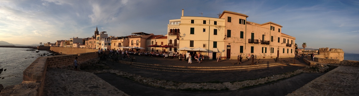 Picture Italy Sardinia Alghero 2015-06 130 - Monument Alghero