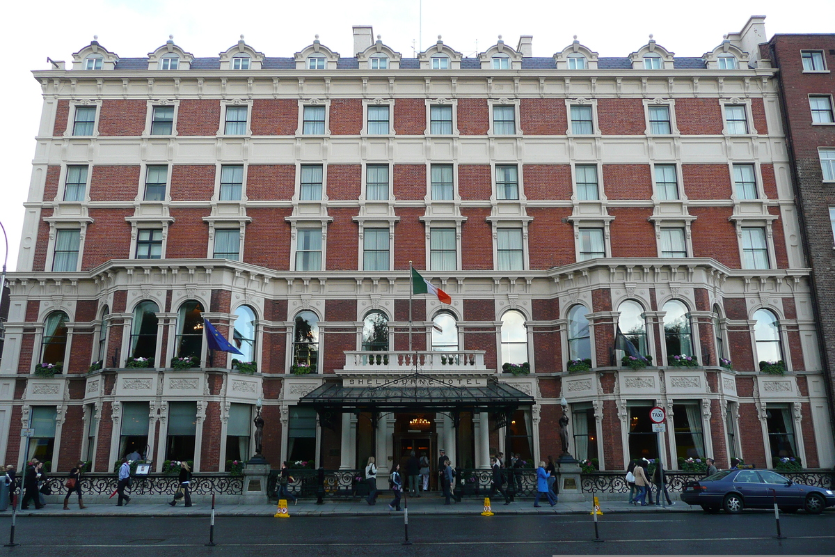 Picture Ireland Dublin St. Stephen's Green 2008-09 20 - City Sights St. Stephen's Green