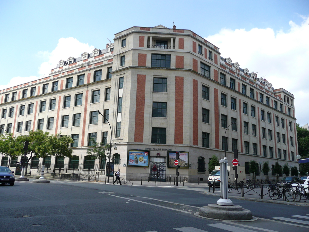 Picture France Paris Around Paris west 2007-08 55 - Hotel Around Paris west