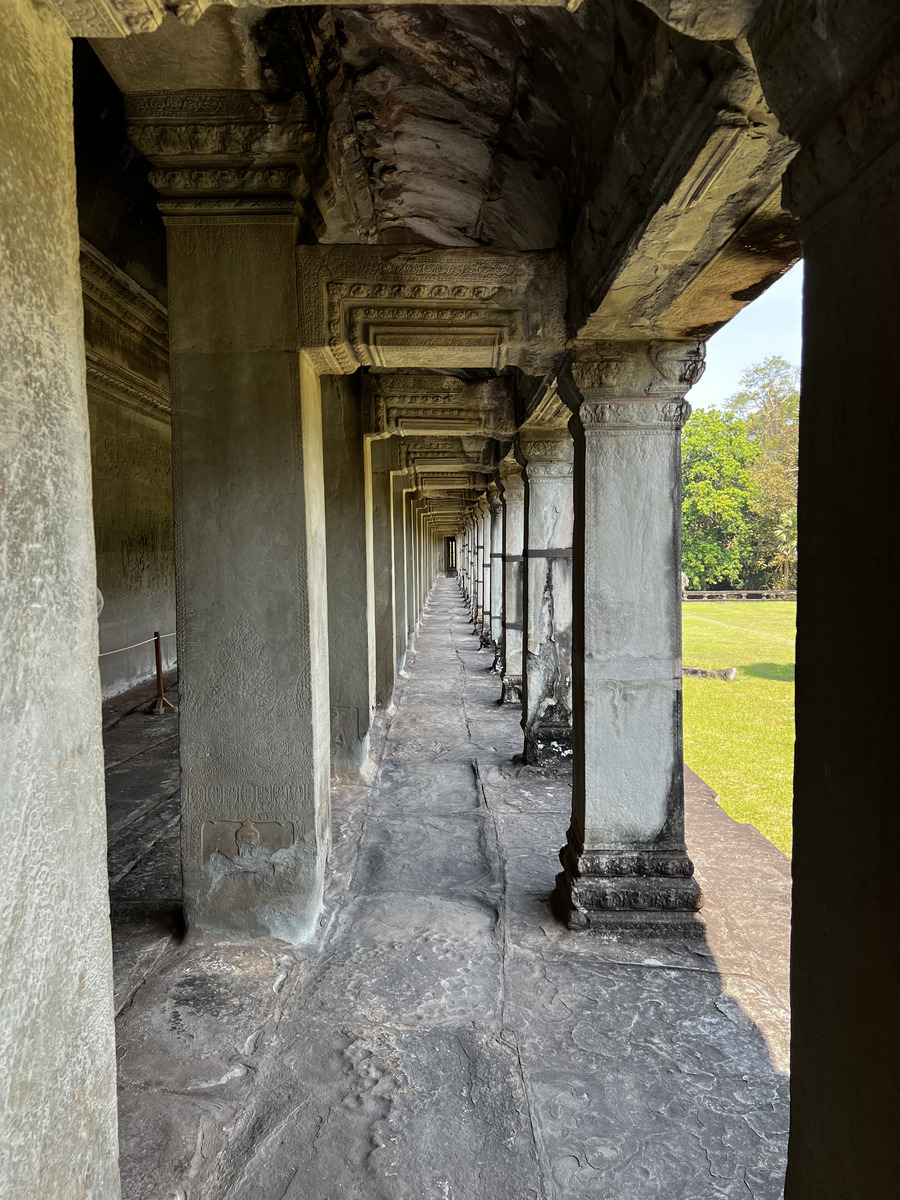 Picture Cambodia Siem Reap Angkor Wat 2023-01 346 - Waterfall Angkor Wat