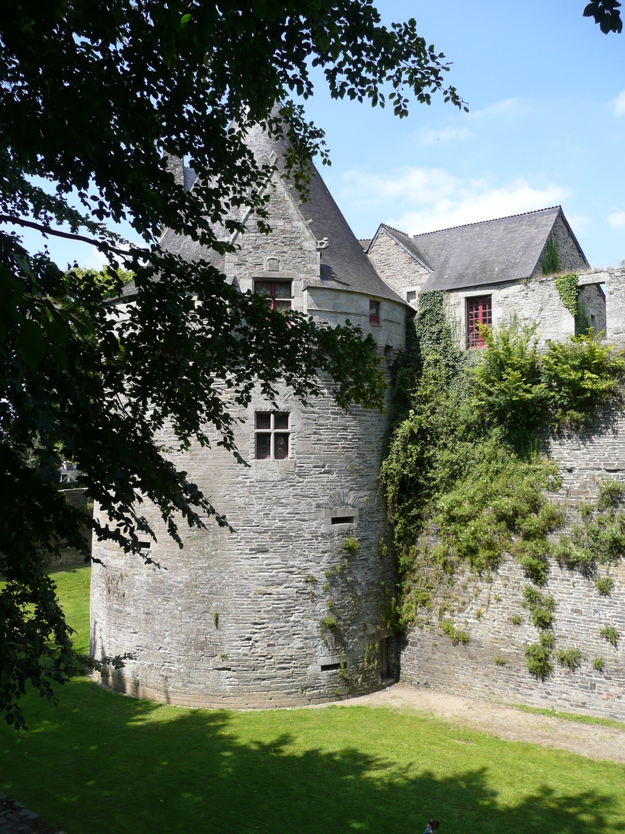 Picture France Pontivy Rohan's Dukes Castle 2007-08 113 - Rooms Rohan's Dukes Castle