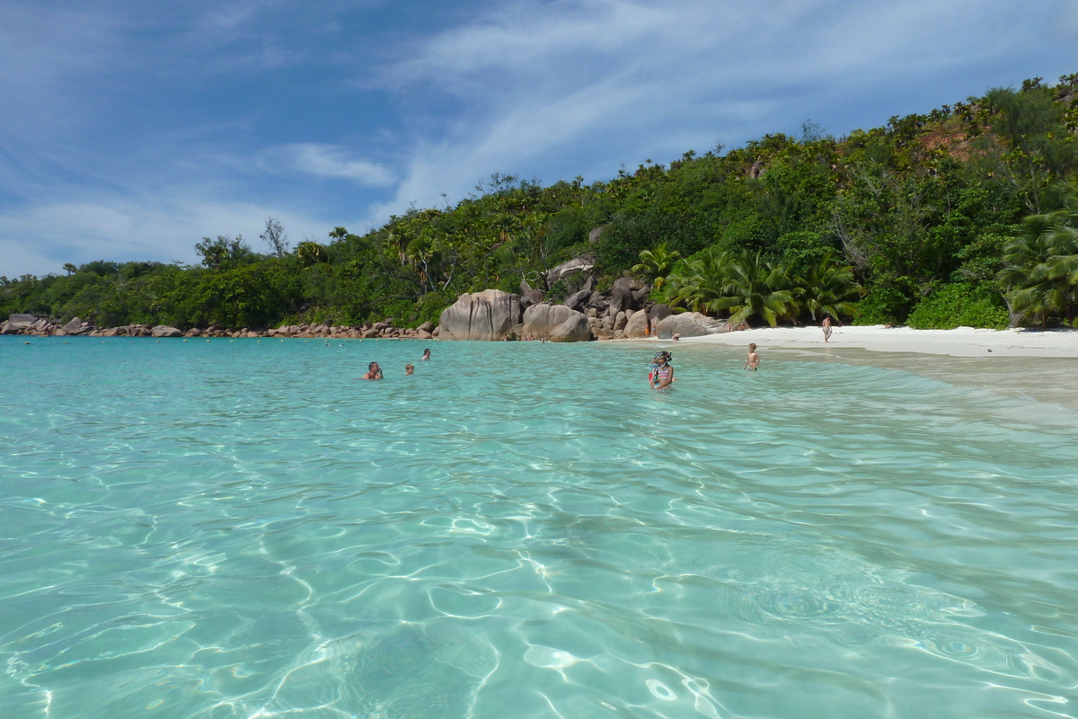 Picture Seychelles Anse Lazio 2011-10 11 - Monument Anse Lazio