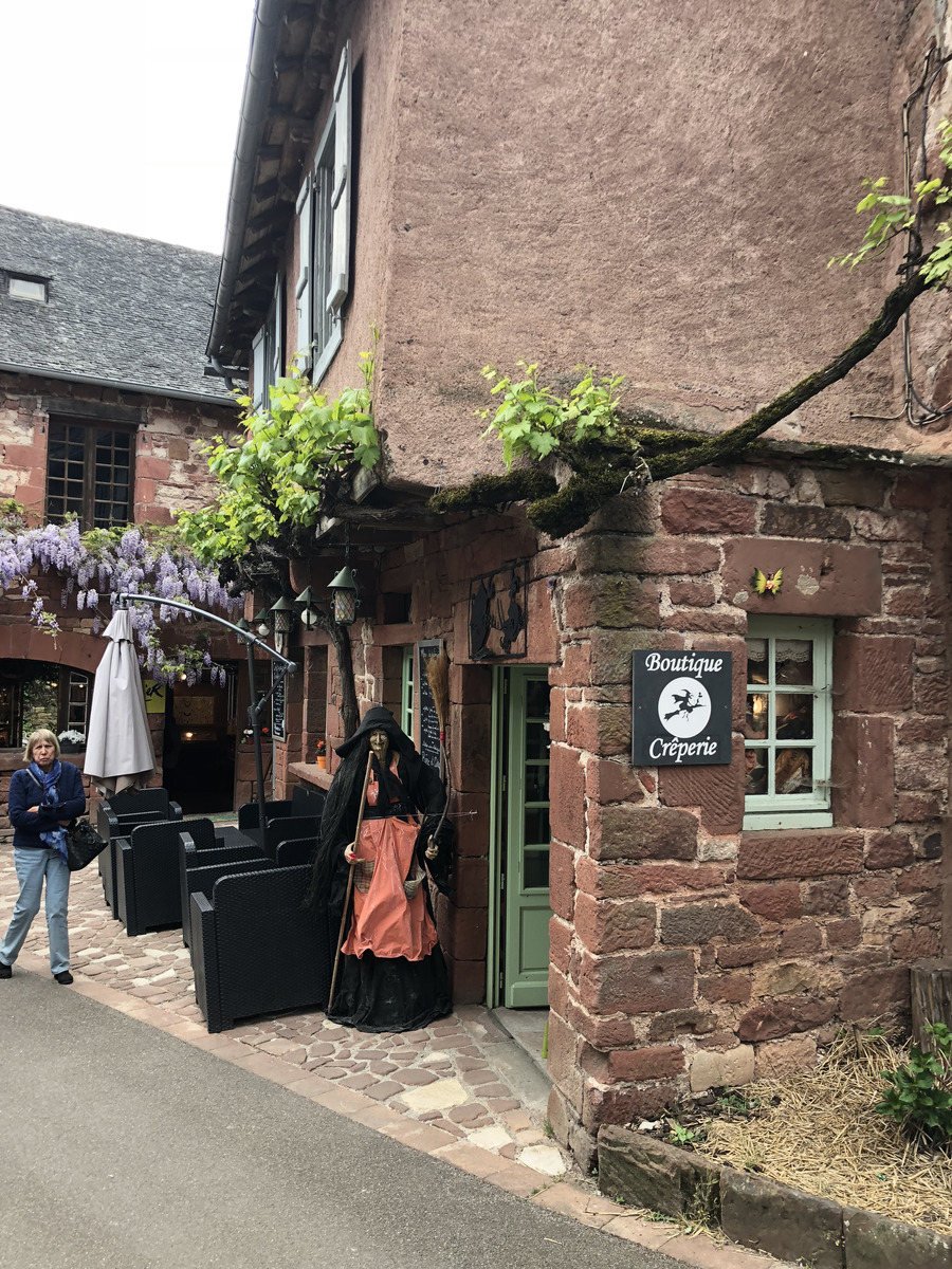 Picture France Collonges la Rouge 2018-04 108 - Waterfalls Collonges la Rouge