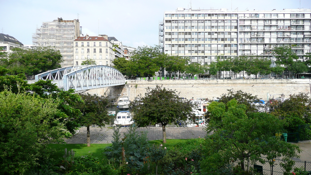 Picture France Paris Bastille Harbour 2007-06 45 - Lands Bastille Harbour