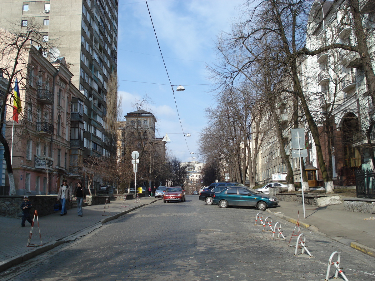 Picture Ukraine Kiev 2007-03 196 - Street Kiev