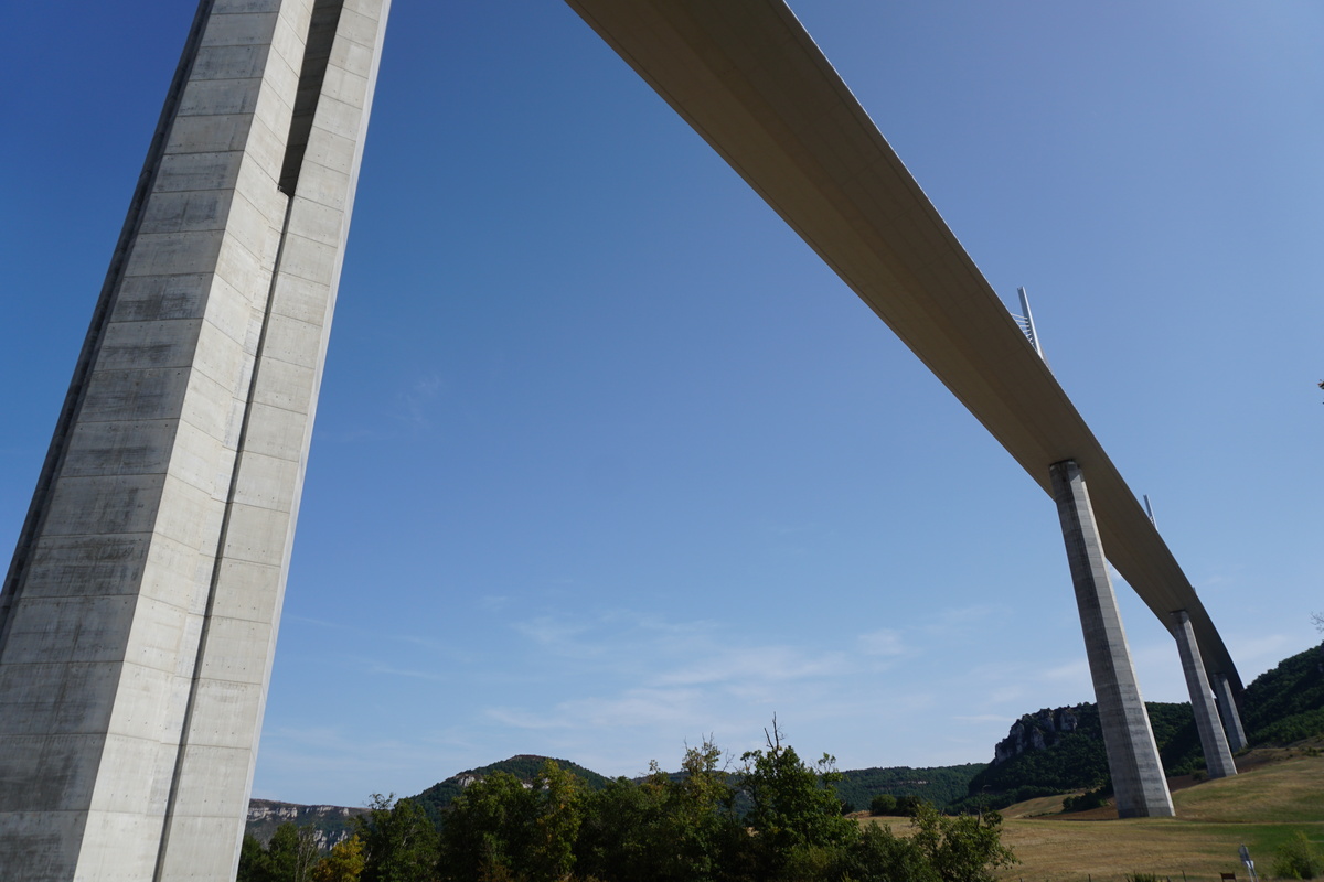 Picture France Viaduc de Millau 2017-08 9 - Walking Street Viaduc de Millau