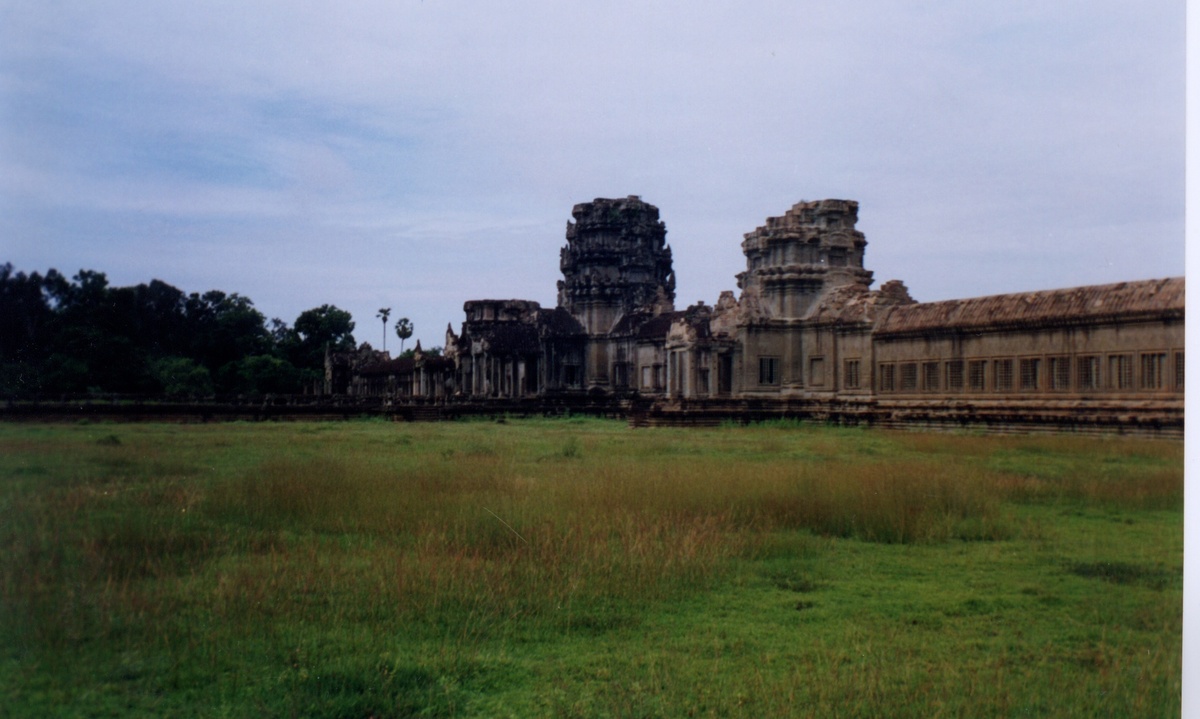 Picture Cambodia Angkor 1996-06 5 - Lake Angkor