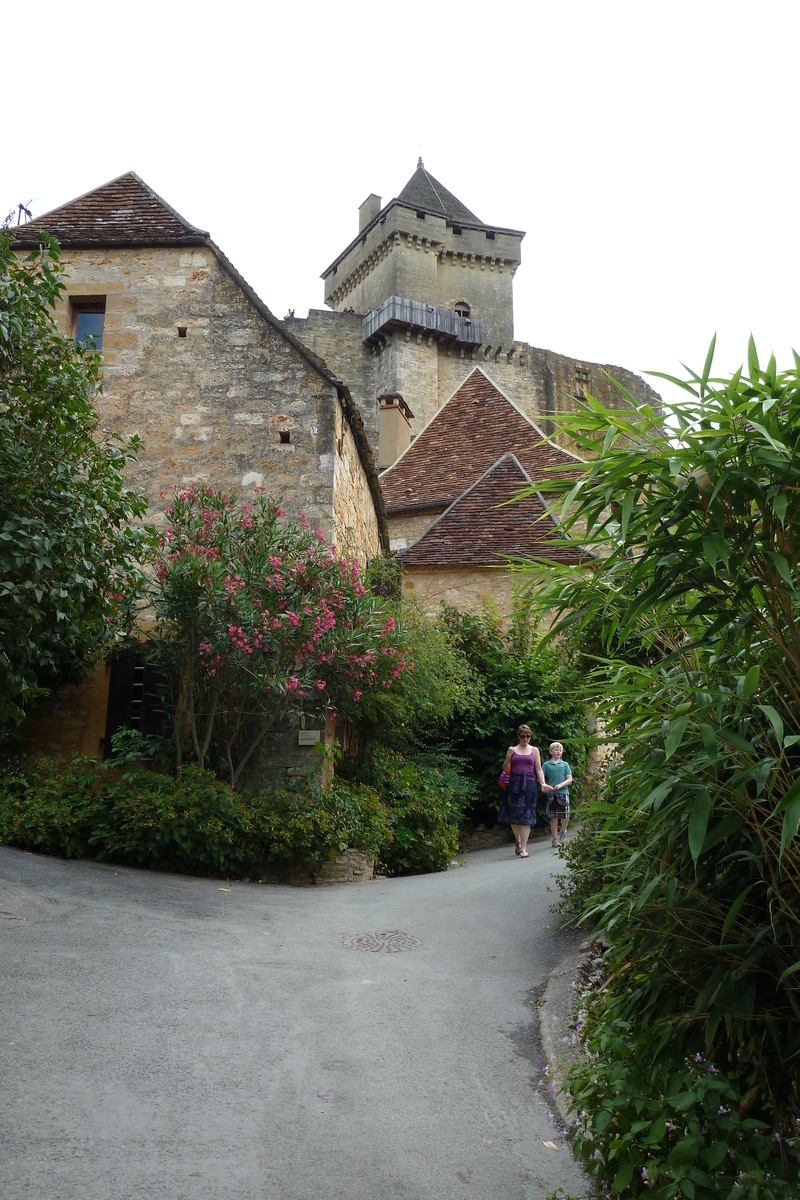 Picture France Castelnaud castle 2010-08 33 - Streets Castelnaud castle