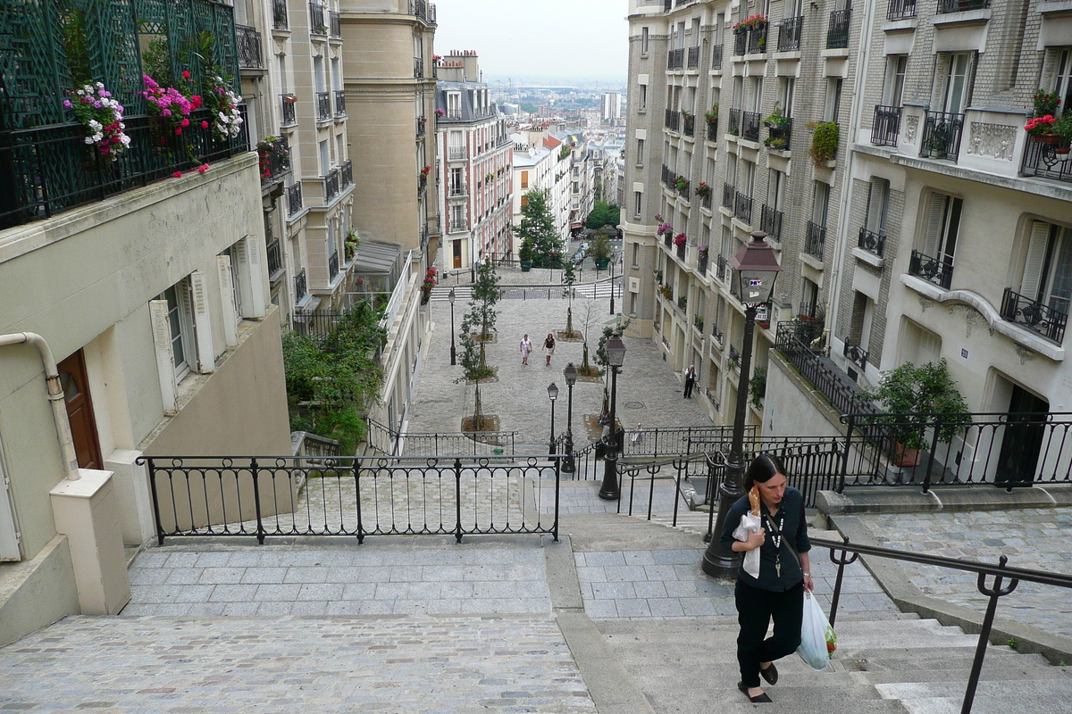 Picture France Paris Montmartre 2007-06 91 - SPA Montmartre