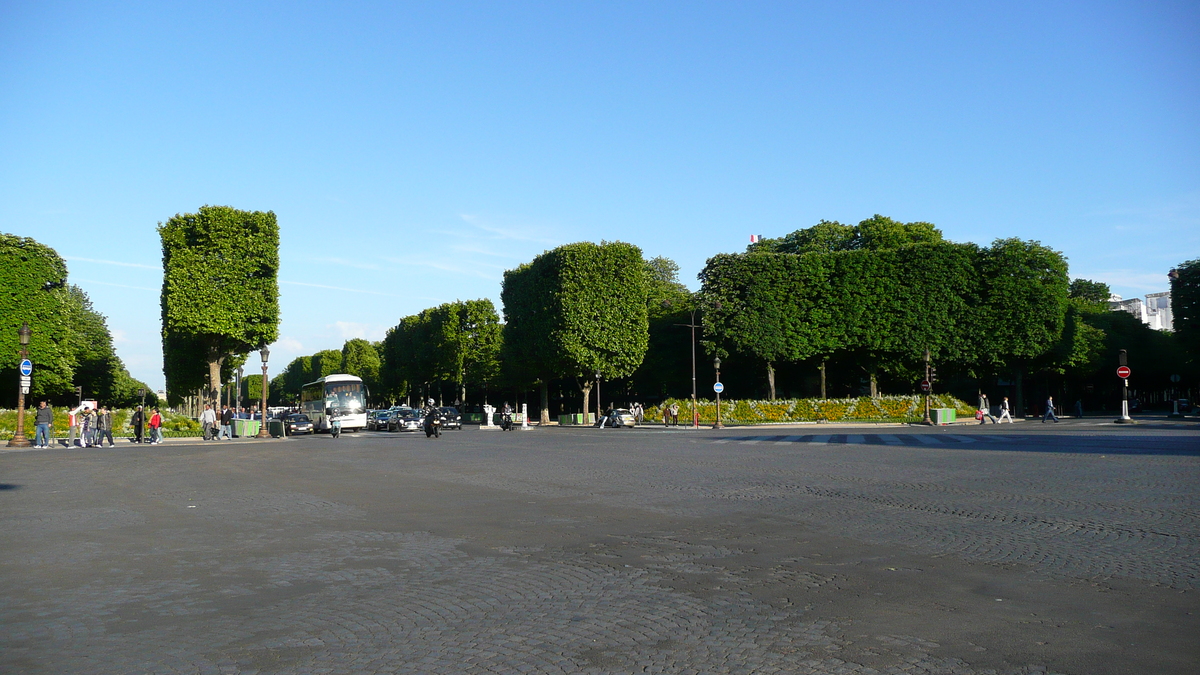 Picture France Paris Champs Elysees 2007-04 57 - Summer Champs Elysees