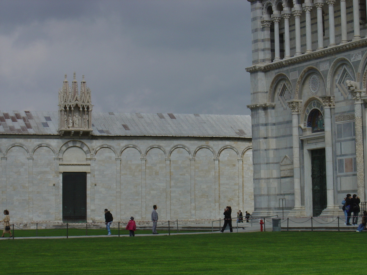 Picture Italy Pisa 2004-03 39 - Monuments Pisa