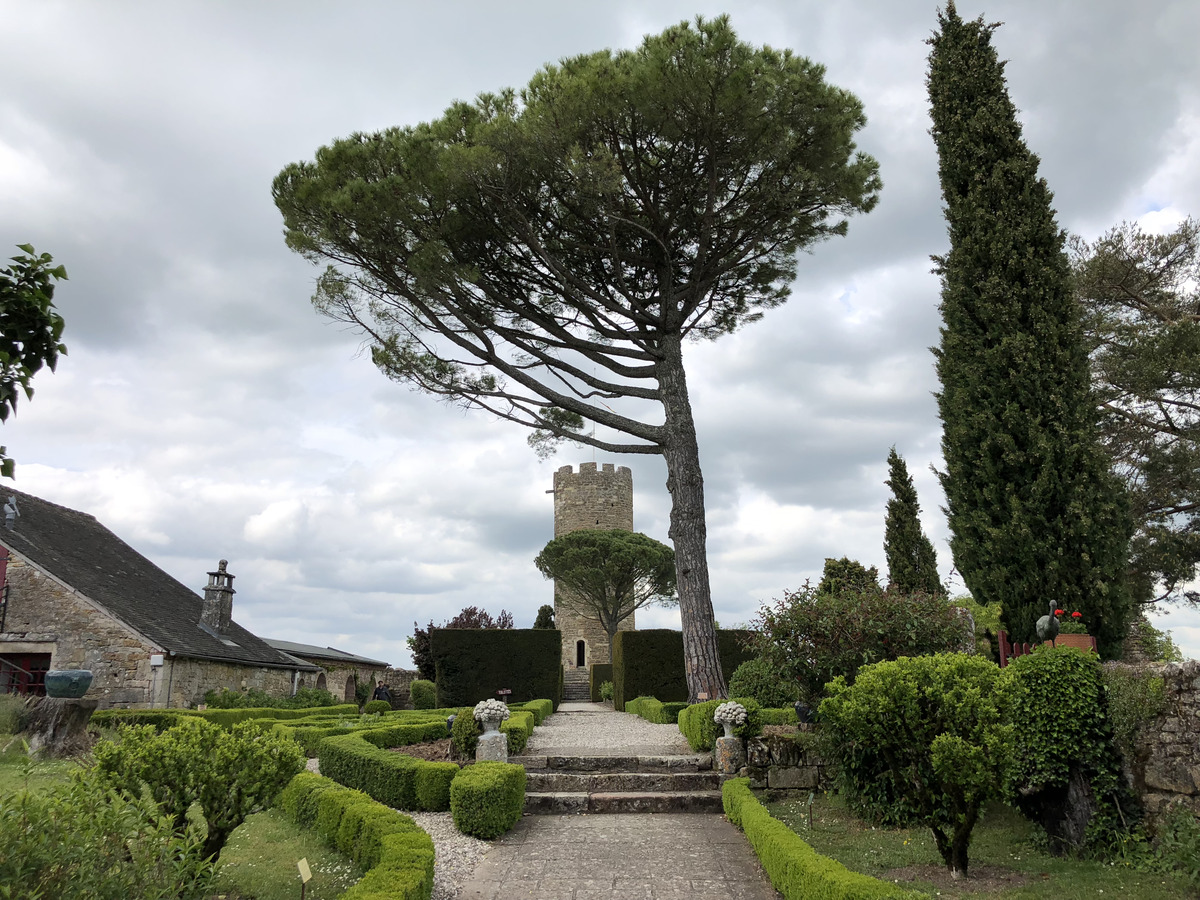 Picture France Turenne 2018-04 99 - Monument Turenne