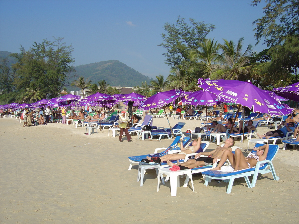 Picture Thailand Phuket Patong Beach 2005-12 62 - Restaurants Beach