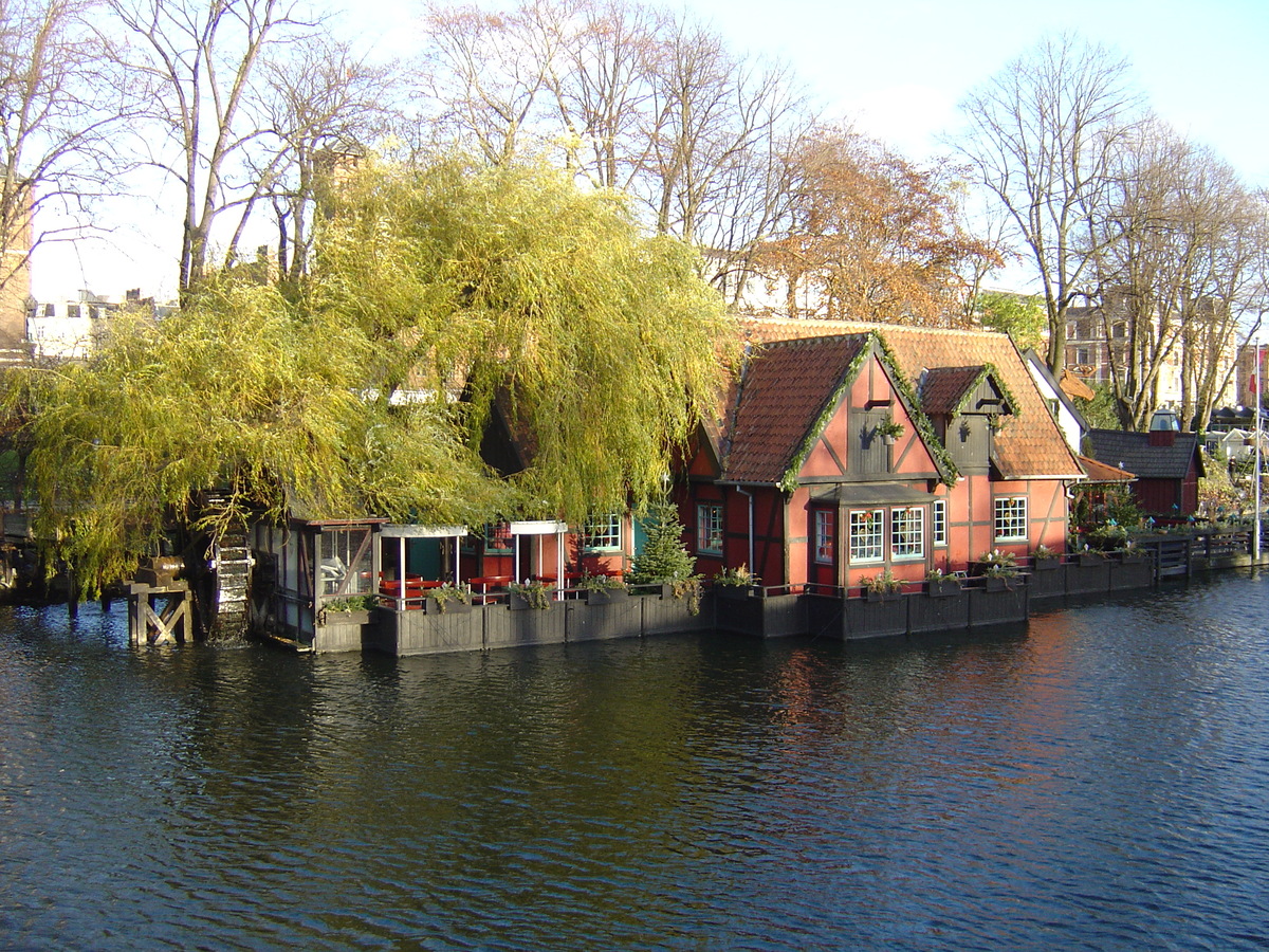 Picture Denmark Copenhagen Tivoli Park 2004-11 30 - Lands Tivoli Park